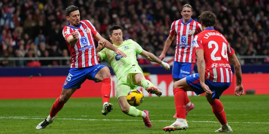Atletico Madryt vs Barcelona Analiza: Kontrola Simeone kontra pressing Barcelony – 14/4/2026