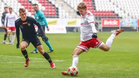 ŁKS Łódź II vs Kleczew: 30/5/2026 – Zapowiedź Ostatniej Kolejki i Prognoza